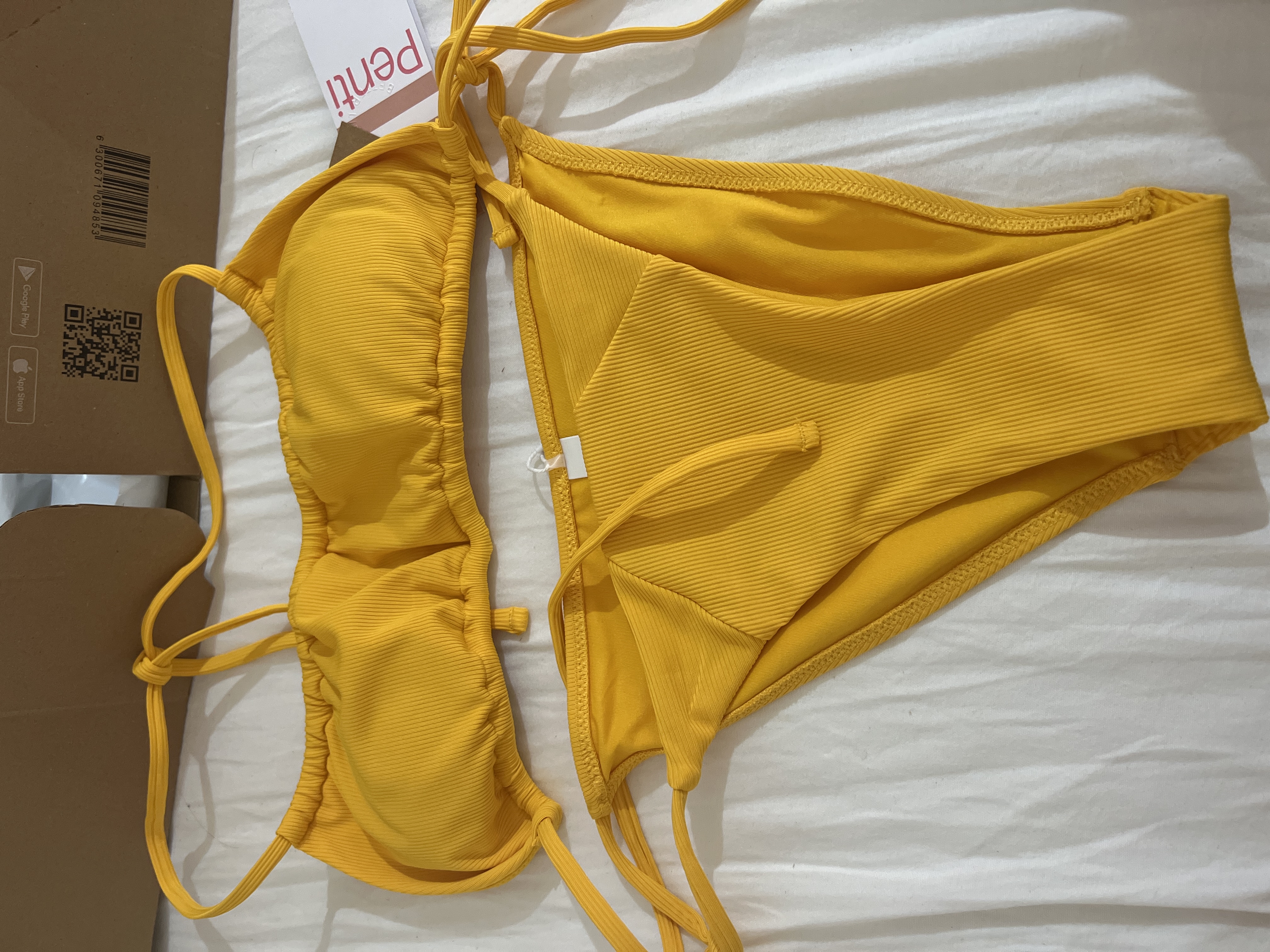 Marigold Minimal Kesim Sarı Bikini Altı
